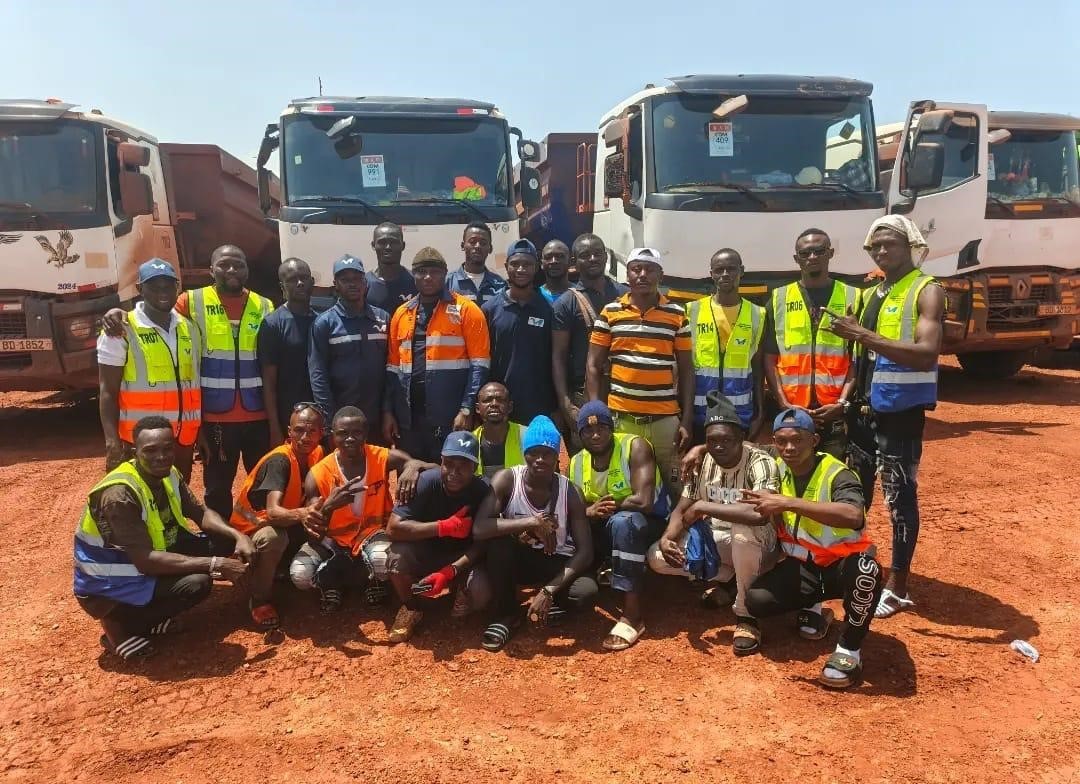 Le parc de tracteurs DAF et Renault de THE SOURCE TRANSPORT